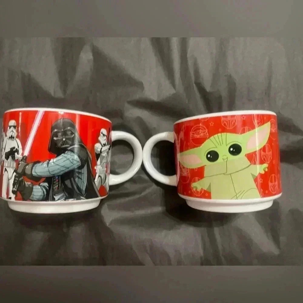 Star Wars Bundle - Two Coffee, Hot Chocolate or Tea Mugs & Hasbro Playskool Hero - Picture 7 of 9